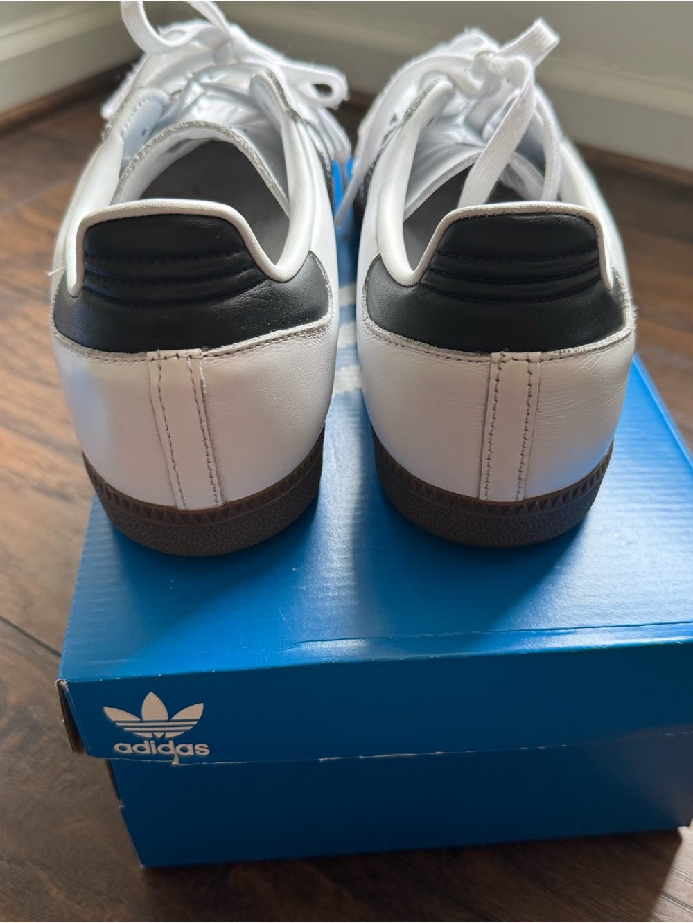 Adidas Samba OG Sneakers - White and Black - Picture 5 of 7